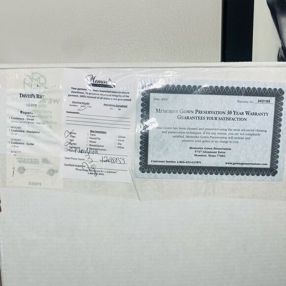 WEDDING DRESS  - Picture 11 of 11